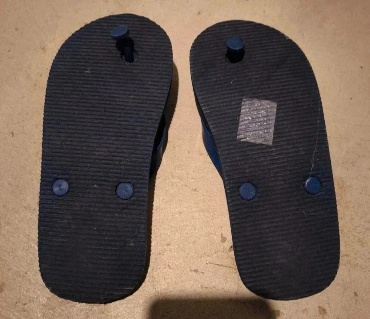 Tong moi moche et méchant les minions taille 33 – photo 2